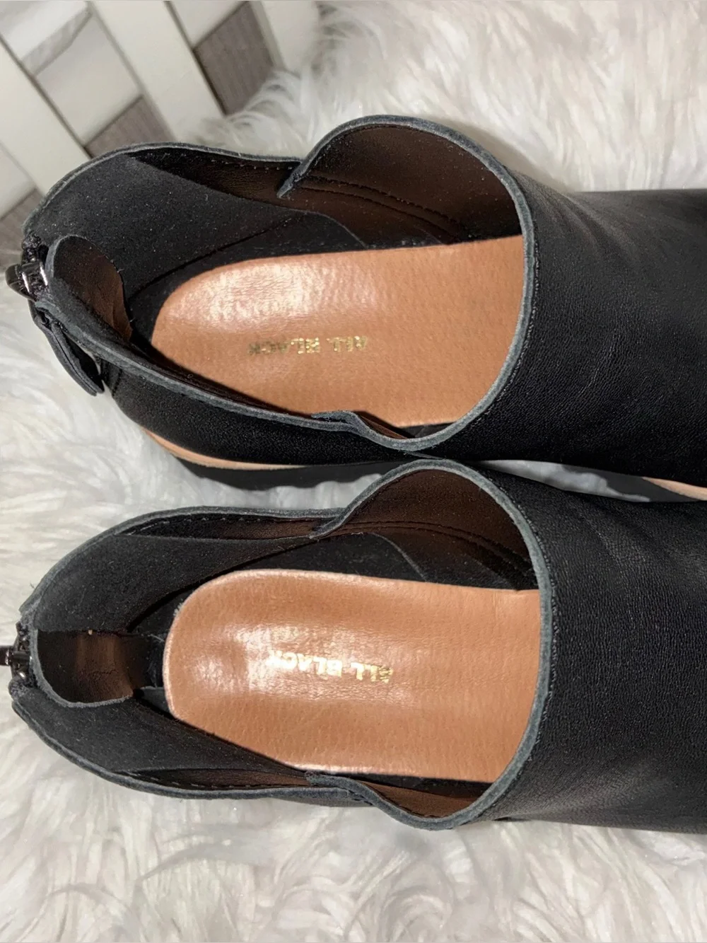 All Black‎ Womens Fur Shootie Tread Black Platform Boots Sz 39